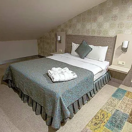 Sen Hotel 3*